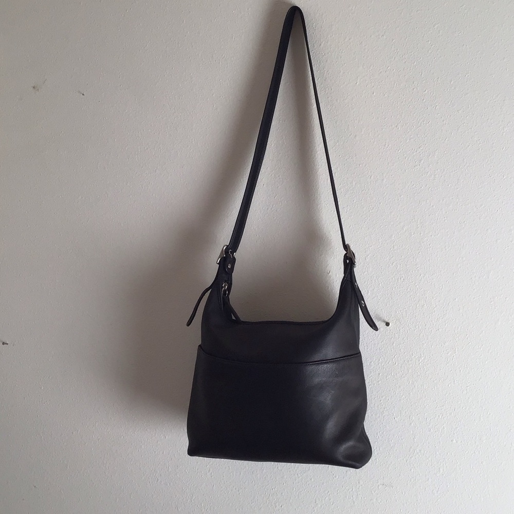 ✔️Vintage Coach Black/Silver Shoulder Bag, EUC for age - Picture 3 of 15